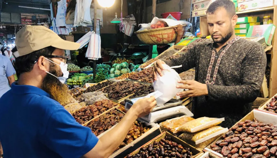 Poor sales of dates make traders unhappy 