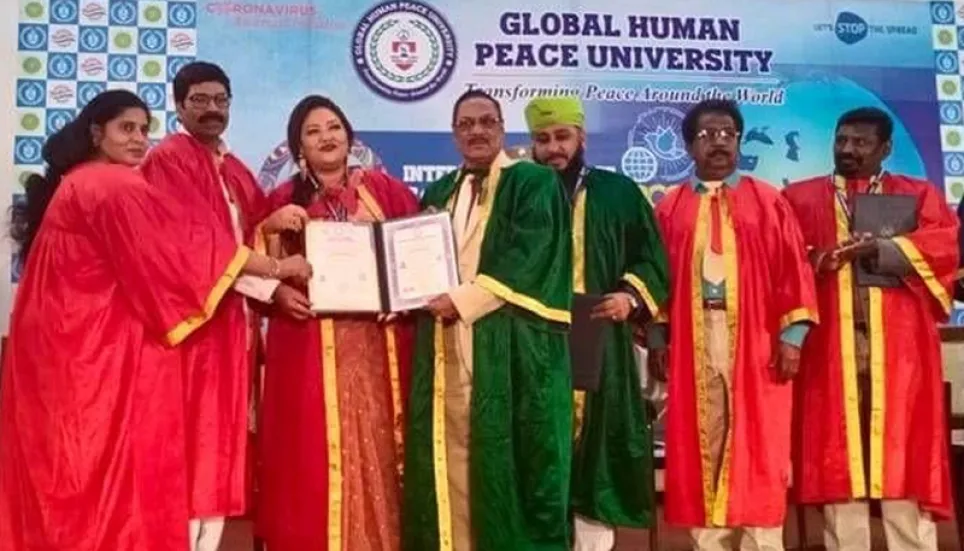 'Folk Empress' Momotaz conferred honorary doctorate by Indian university