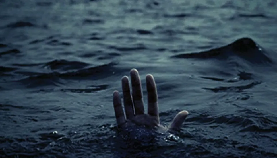 2 children drown in Kushtia