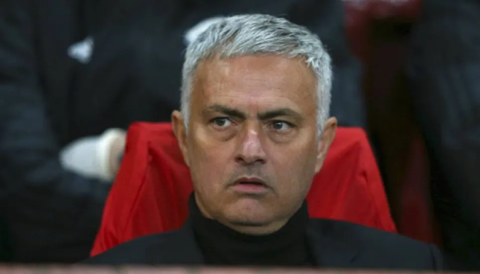 Tottenham sack Mourinho after 17 months in charge 