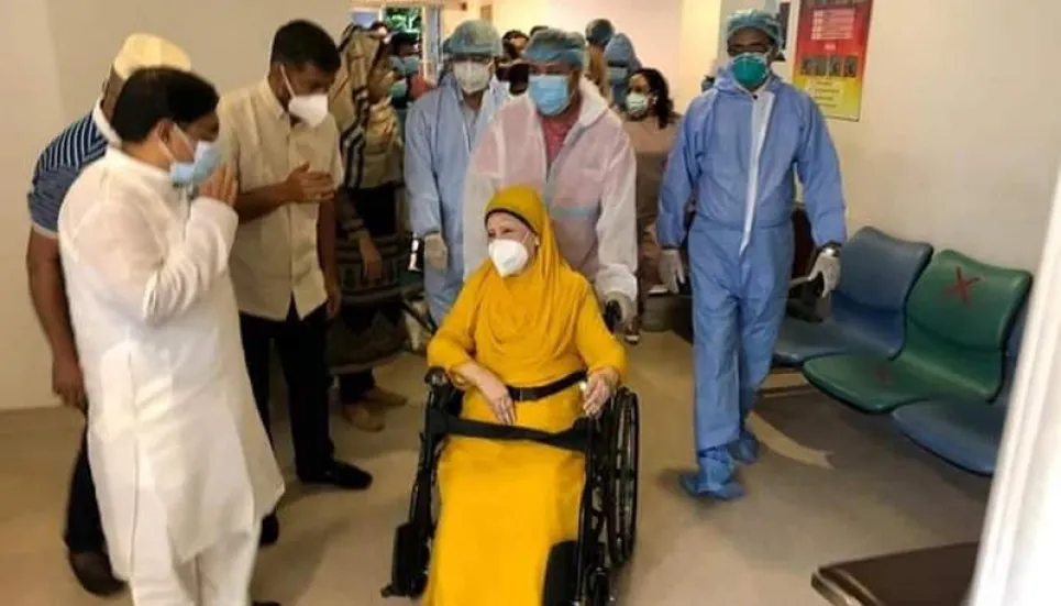 Covid-infected Khaleda hospitalised