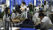 Bangladesh may benefit from Vietnam clothes hold-up