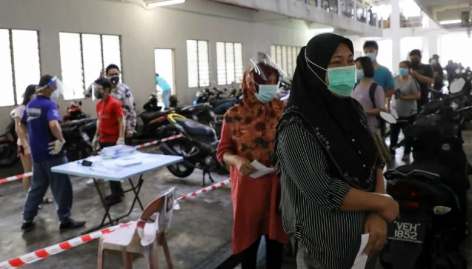 Covid-19: Malaysia to relax restrictions for fully vaccinated