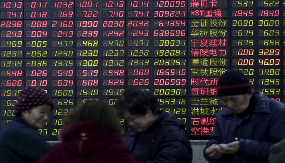 Asian shares lower on US inflation jitters