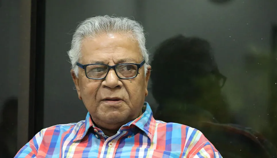 Author Samaresh Majumdar in ICU 