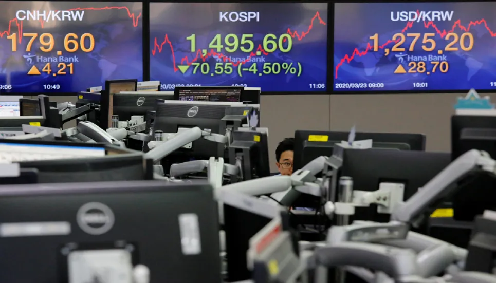 Asian shares tread water, markets eye US inflation signals