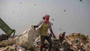 Trash scavengers plea for Covid vaccine