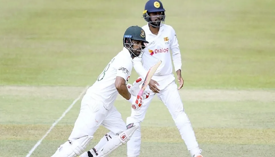 Bangladesh lose two quick wickets at lunch, Tamim hits 3rd fifty