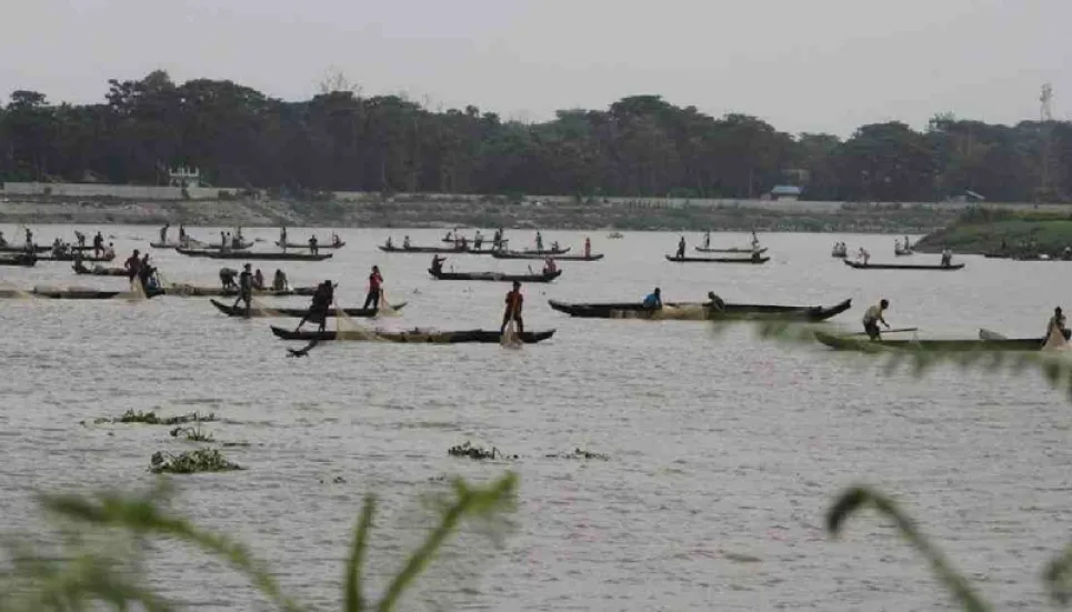 1,000 metre small-looped nets seized from poachers on Halda River