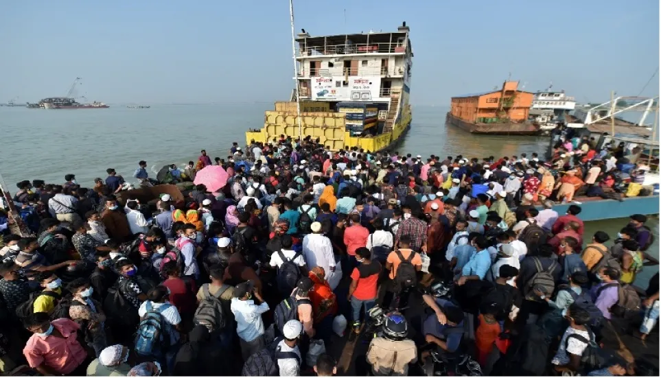 Ferry services suspended again on Paturia-Daulatdia route 