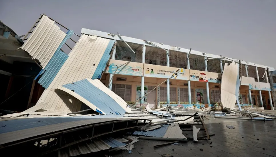 Rescuers hunt 51 missing after cyclone sinks barge off Indian west coast