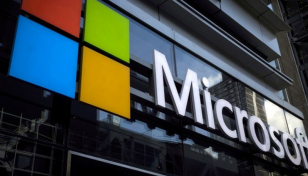 Microsoft to unplug IE as it seeks Edge in browser war