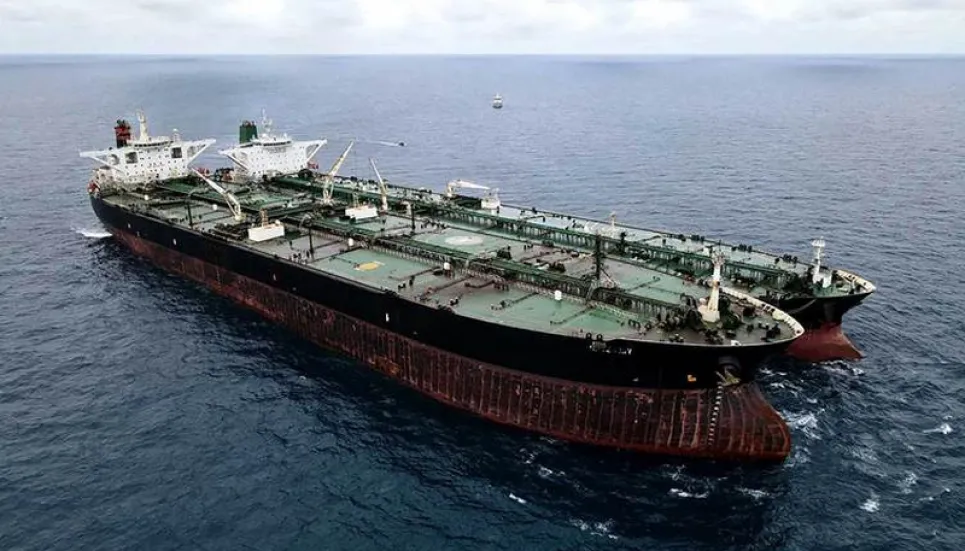 US sells off Iranian crude oil seized off coast of UAE