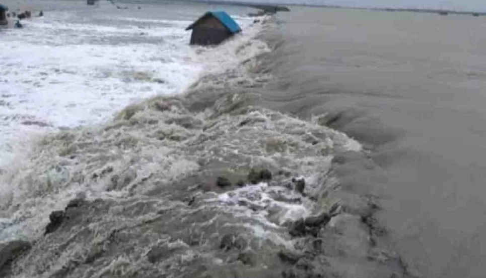 Yaas causes damage worth Tk 60cr in Khulna