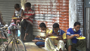 32.4m people fall into poverty in 2nd Covid wave: Survey