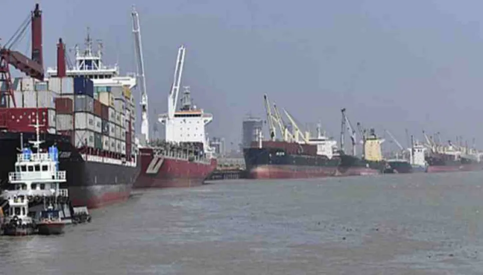 5 missing as bulkhead ship sinks near Mongla port