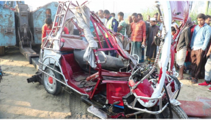 6 killed in bus-auto collision in Gaibandha