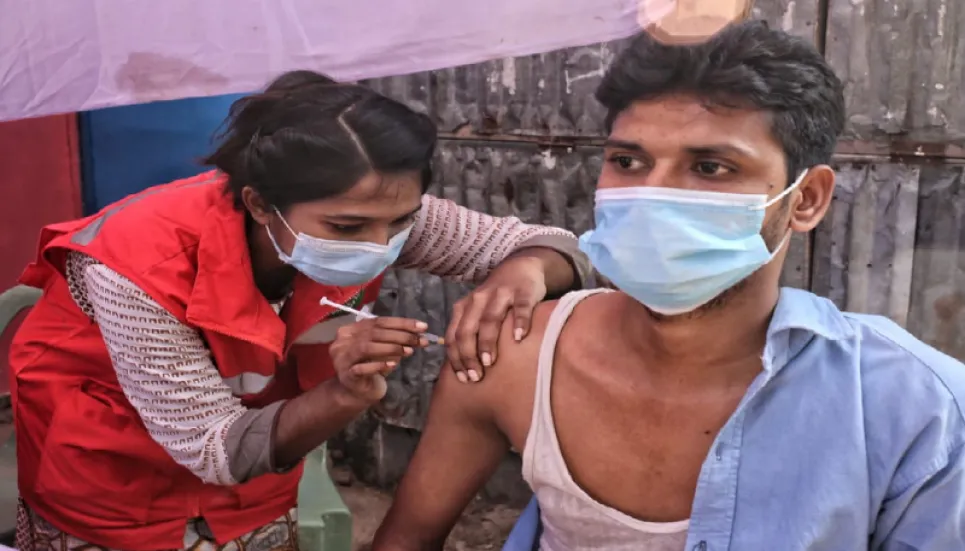 Vaccination programme begins at Chattogram slums