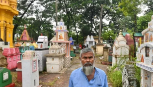 Muslim mason sculpts shrines for Bangladesh's Hindu dead