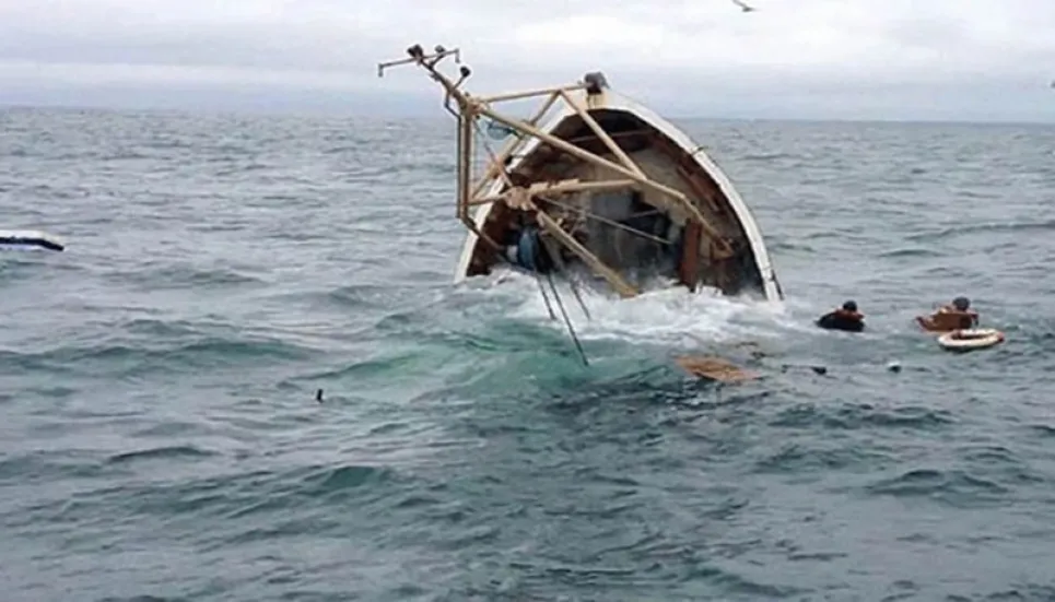 5 dead in Turag trawler capsize