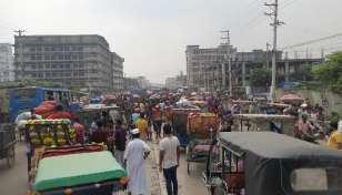 RMG workers block Dhaka-Mymensingh highway demanding arrears
