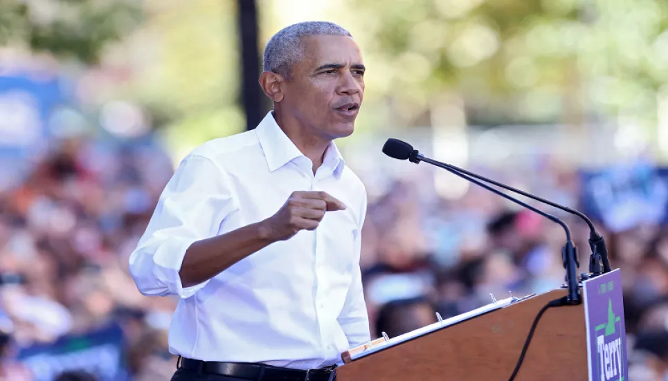 Obama hits the stump in US battleground Virginia