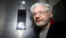 US to begin UK appeal against Assange extradition block