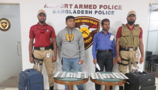 2 held with foreign currency worth Tk 1.4cr at Dhaka airport