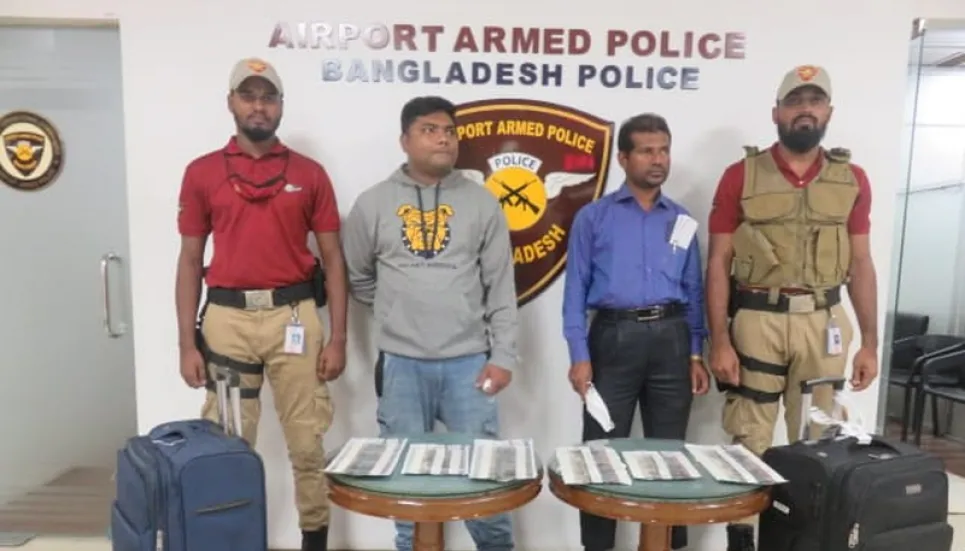 2 held with foreign currency worth Tk 1.4cr at Dhaka airport