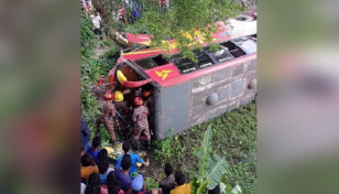 4 killed, 30 injured in Magura road crash