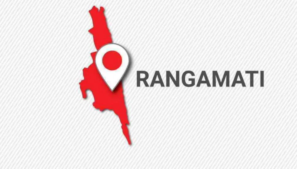 2 injured as tourist vehicle attacked in Rangamati