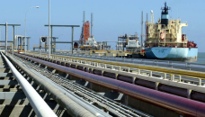 Iran, Venezuela strike oil export deal amid US sanctions