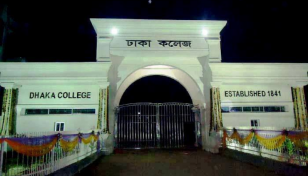 Dhaka College suspends classes, exams after clash