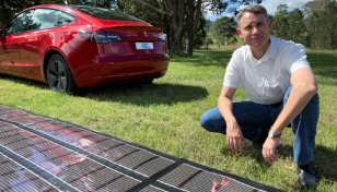 Australian scientists to power Tesla on 15,000-km trip with printed solar panels