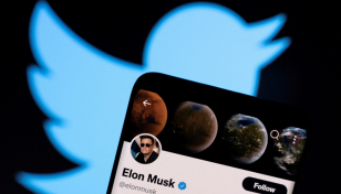 Musk sacks engineer who corrected his assessment on Twitter