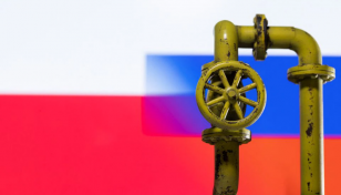 EU to propose phasing out Russian oil in new sanctions wave