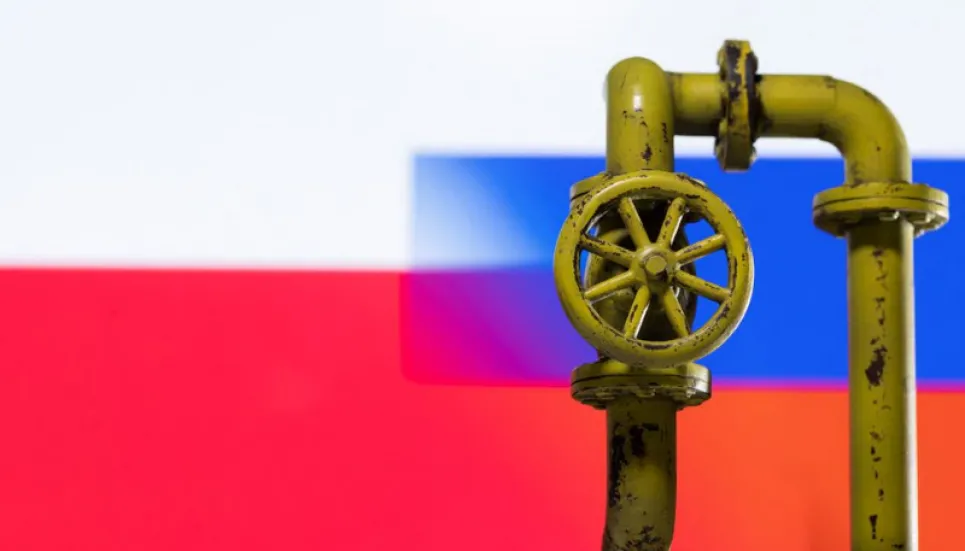 EU to propose phasing out Russian oil in new sanctions wave