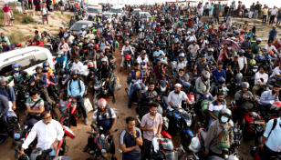 Gridlock at Paturia ghat ahead of Eid