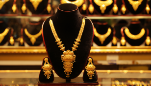 Gold prices drop by Tk2,274.48 per bhori