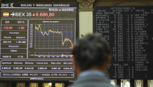 Global stocks mostly fall amid central bank concerns