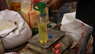 Soybean oil prices hiked by Tk 7 per litre in Bangladesh