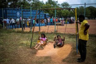 Children 'going to bed hungry' in bankrupt Sri Lanka: UN