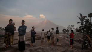 More people flee after eruption of Indonesia's Mount Semeru