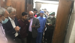 Fakhrul visits Makbul's body at DMCH morgue