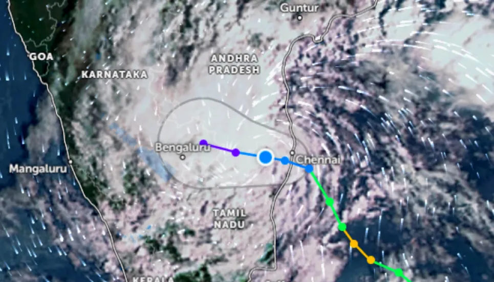 Cyclone Mandous lashes Indian coasts