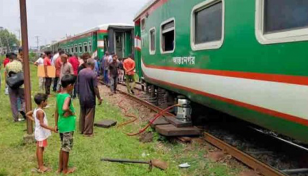 Derailment in Mymensingh: Rail communications resume after 3hrs