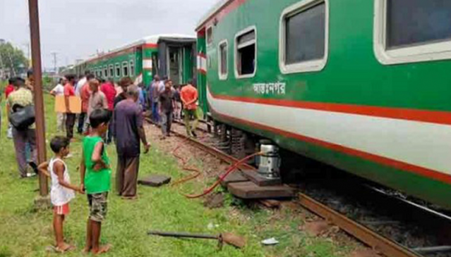 Derailment In Mymensingh: Rail Communications Resume After 3hrs - The ...