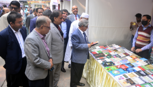 Non-fiction book fair begins at DU