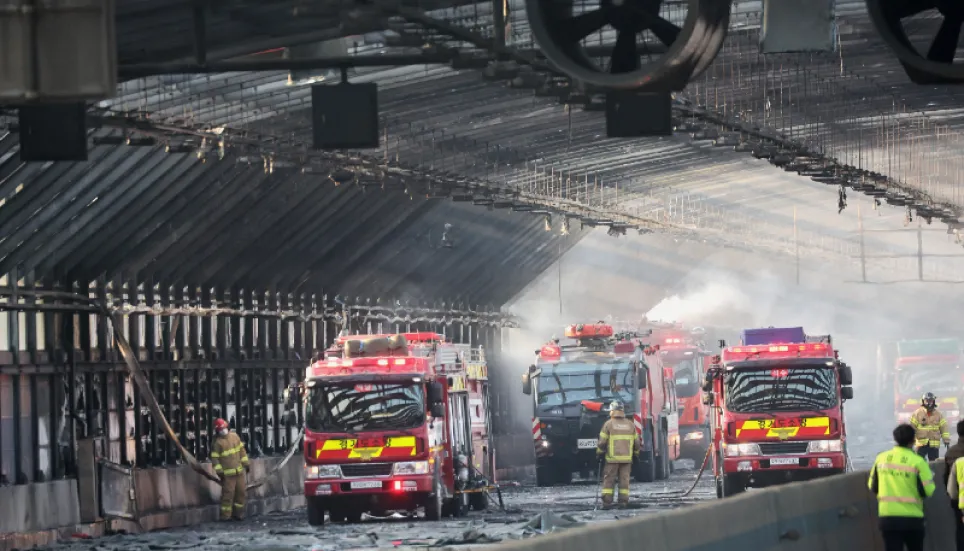 Five dead in South Korea road tunnel fire