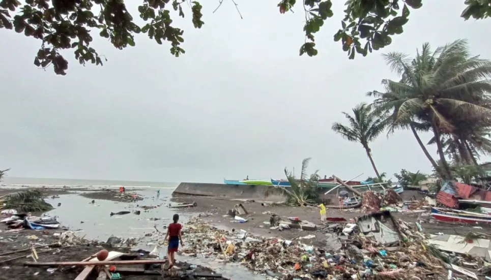 Death toll from Philippine floods, landslides climbs to 33